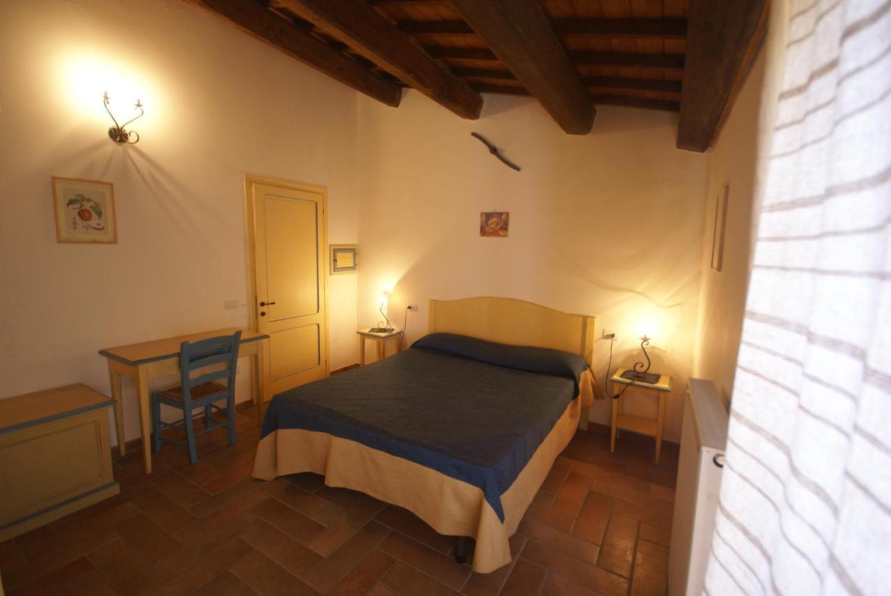 Borgo Di Fonni Casa de hóspedes Sellano Quarto foto