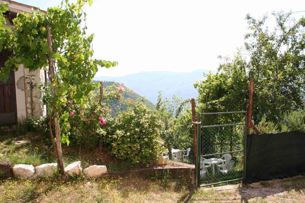 Borgo Di Fonni Casa de hóspedes Sellano Exterior foto